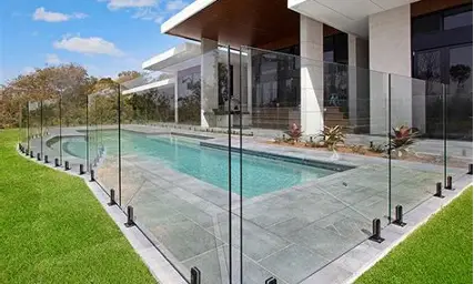 Glass Fence Project