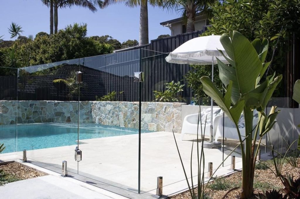 Glass Fence Project